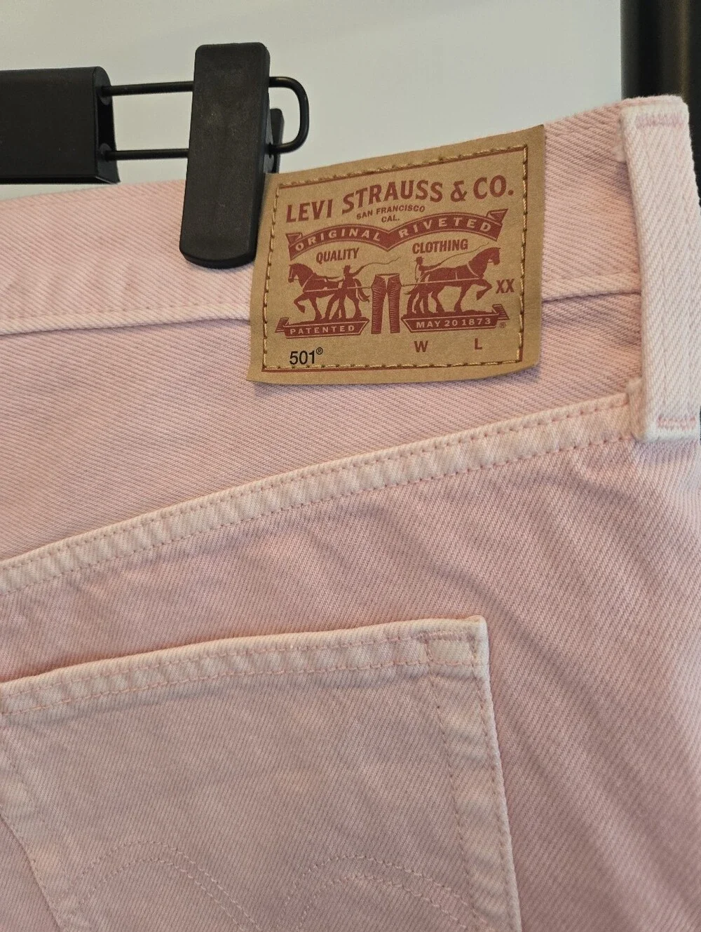 Levi's 501 Peach Pink Denim Jean Cutoff Shorts Women W33  High Rise  Frayed Hem